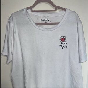 Keith Haring New York Big Heart art T-Shirt Adult XXL White Short Sleeve Boxy